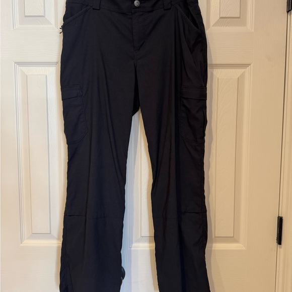 Duluth Trading Co Women’s Black Cargo Pants Size 10 x 29 - Picture 1 of 6